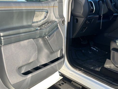 New 2026 Ford Expedition Tremor image 23