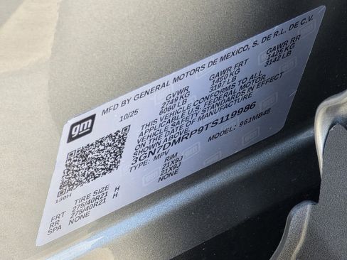 New 2026 Chevrolet Equinox EV LT image 34