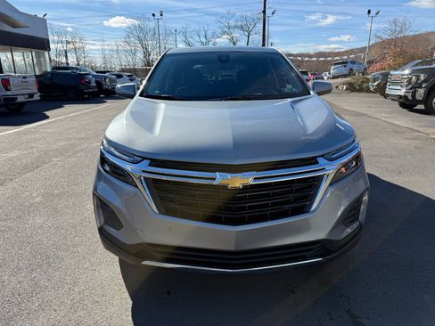 Used 2024 Chevrolet Equinox LT image 8