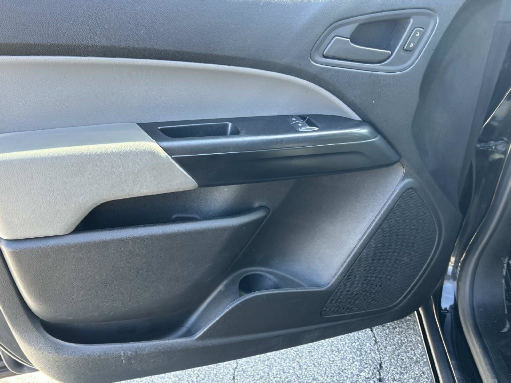 Used 2020 Chevrolet Colorado W/T RWD image 14