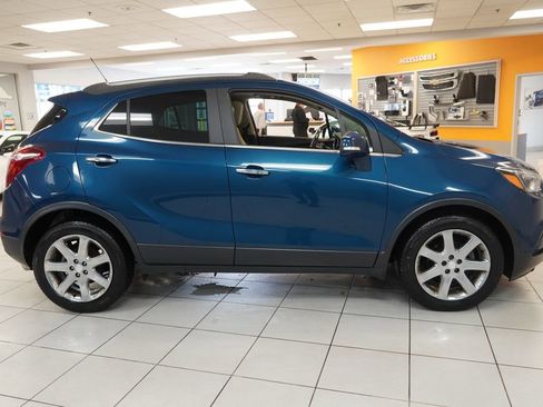 Used 2019 Buick Encore Essence w/ Experience Buick Package image 13