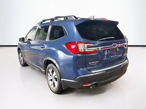 Used 2023 Subaru Ascent Premium w/ Convenience Package AWD/4WD image 5