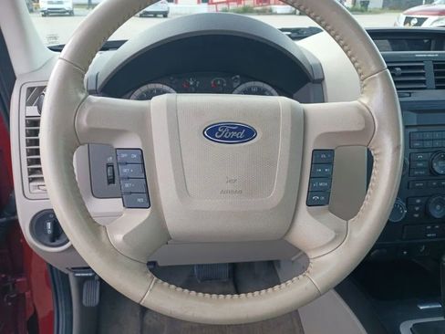 Used 2009 Ford Escape XLS image 13