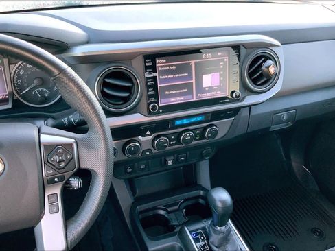 Used 2023 Toyota Tacoma SR5 w/ Technology Package image 7