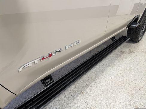 Used 2026 GMC Sierra 2500 AT4X AWD/4WD image 9