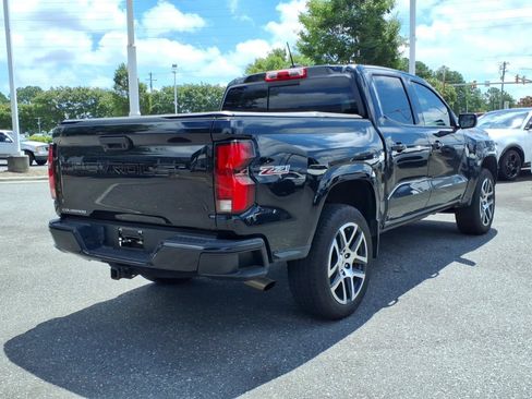 Used 2023 Chevrolet Colorado Z71 w/ Z71 Convenience Package 2 AWD/4WD image 2