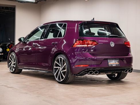 Used 2018 Volkswagen Golf R 4-Door AWD/4WD image 32