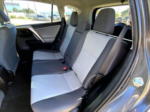 Used 2015 Toyota RAV4 LE image 16
