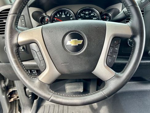 Used 2013 Chevrolet Silverado 1500 LT AWD/4WD image 14