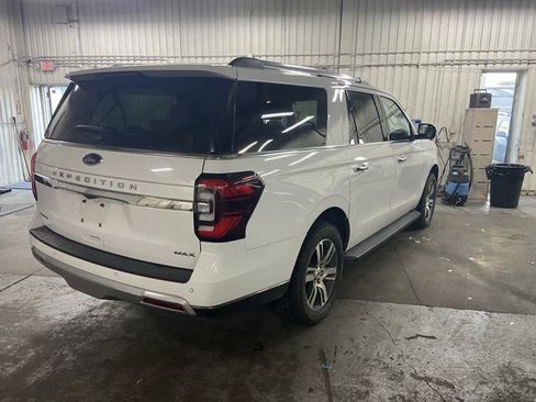 Used 2024 Ford Expedition Max Limited image 3