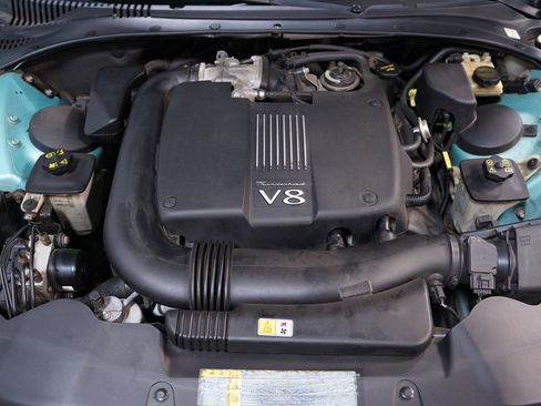 Used 2002 Ford Thunderbird image 3