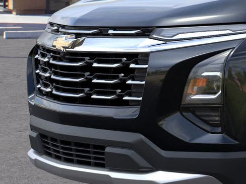 New 2026 Chevrolet Equinox LT image 13