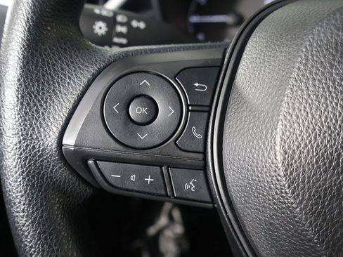 Used 2024 Toyota Corolla LE image 31