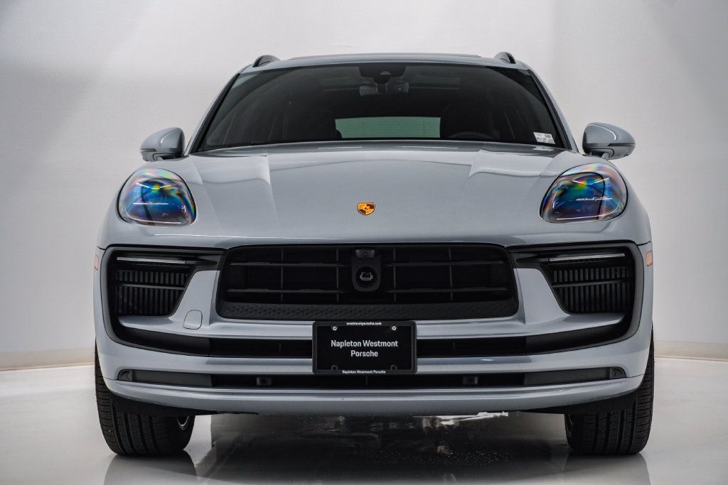 Certified 2026 Porsche Macan S AWD/4WD image 6