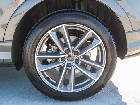 New 2025 Audi Q3 2.0T Premium image 14