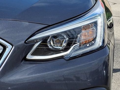 Used 2020 Subaru Outback Touring XT AWD/4WD image 9