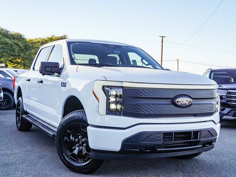 New 2025 Ford F150 Lightning XLT image 1