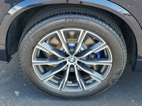 Used 2024 BMW X5 M60i AWD/4WD image 7
