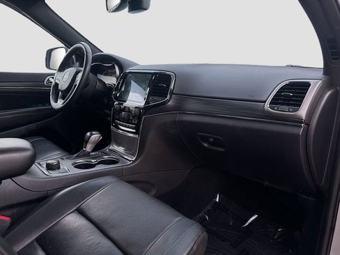 Used 2020 Jeep Grand Cherokee Limited w/ Luxury Group II AWD/4WD image 38