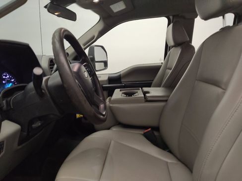 Used 2020 Ford F250 XL w/ Power Equipment Group RWD image 17