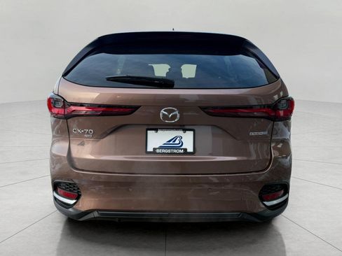 Used 2025 MAZDA CX-70 Plug-In Hybrid w/ Premium Pkg image 11