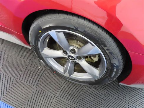 Used 2022 Ford Mustang GT Premium RWD image 7