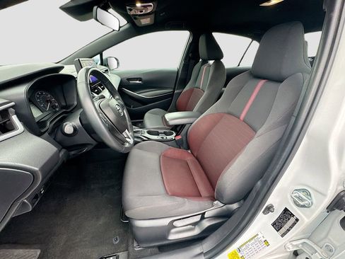 Used 2024 Toyota Corolla SE image 25