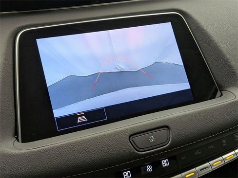 Used 2023 Cadillac XT4 Premium Luxury w/ Cold Weather Package image 15