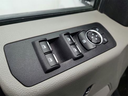 Used 2018 Ford F150 XLT w/ Equipment Group 301A Mid image 16