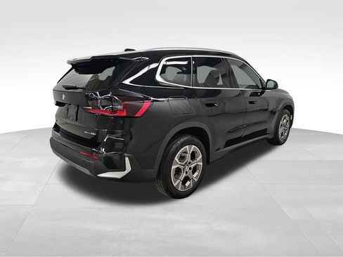 Used 2023 BMW X1 xDrive28i w/ Convenience Package image 2