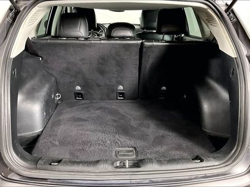 Used 2019 Jeep Compass Latitude FWD image 24