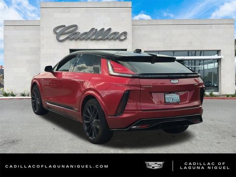 Used 2026 Cadillac Lyriq V image 5