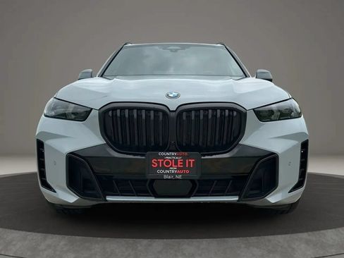 Used 2024 BMW X5 xDrive40i w/ M Sport Package AWD/4WD image 2