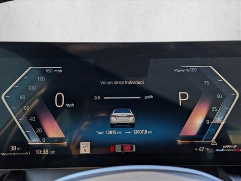 Used 2025 BMW 530i xDrive w/ Premium Package image 11