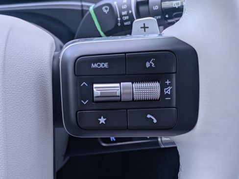 New 2026 Hyundai Santa Fe SE FWD image 18