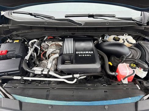 Used 2025 Chevrolet Tahoe LT w/ Comfort Package image 24