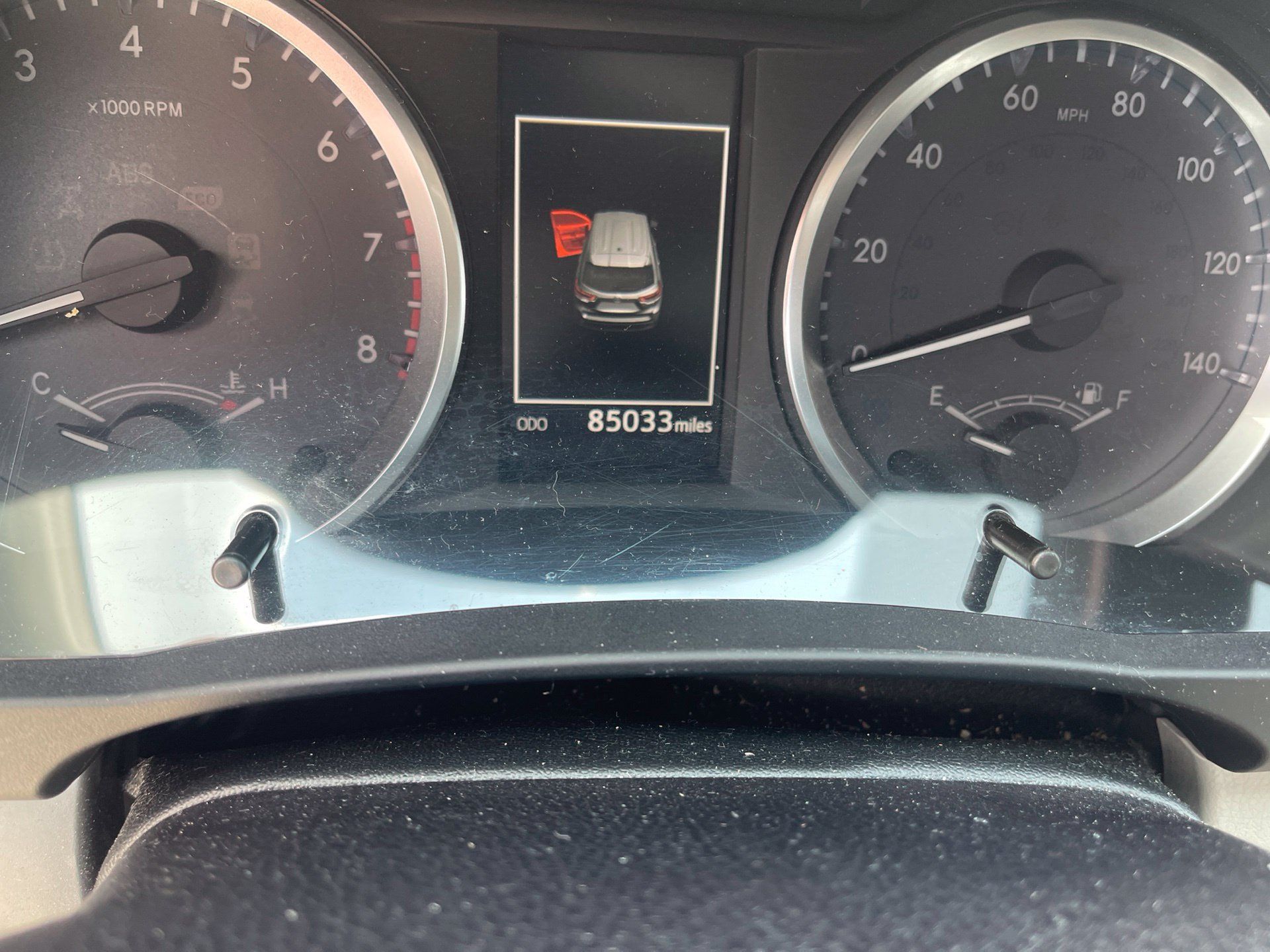 Used 2019 Toyota Highlander Plus FWD image 8