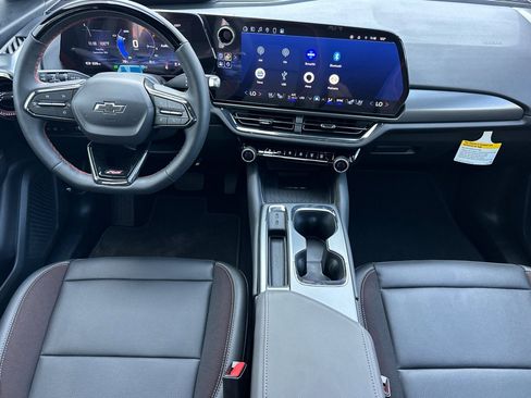 New 2025 Chevrolet Equinox EV RS image 13