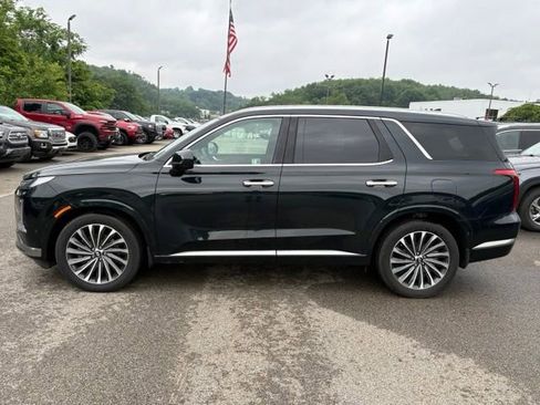 Used 2025 Hyundai Palisade Calligraphy AWD/4WD image 2