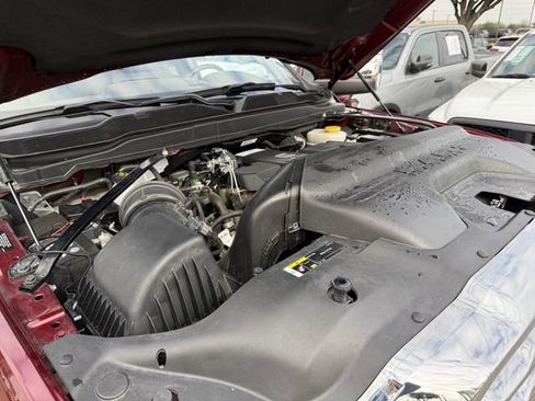 Used 2024 RAM 2500 Limited w/ Safety Group image 27