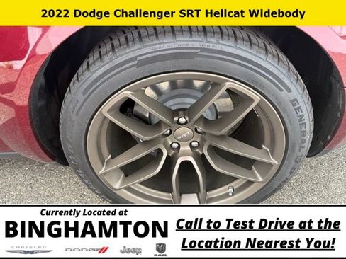 Used 2022 Dodge Challenger SRT Hellcat RWD image 21