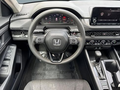 Used 2023 Honda Accord EX image 27