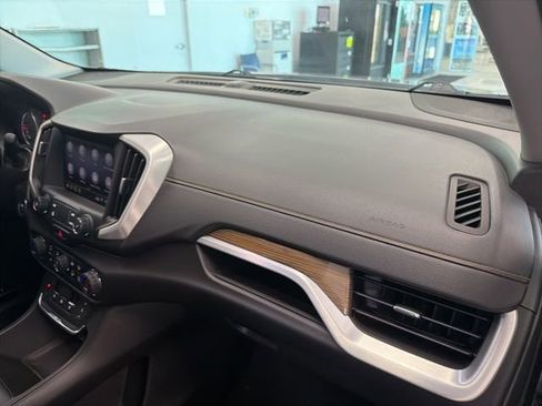 Used 2019 GMC Terrain SLE w/ Driver Convenience Package AWD/4WD image 26
