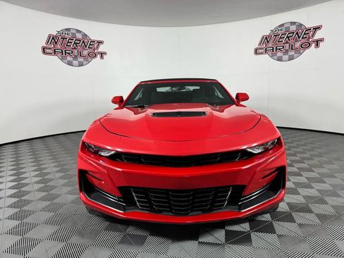 Used 2024 Chevrolet Camaro LT w/ RS Package image 4