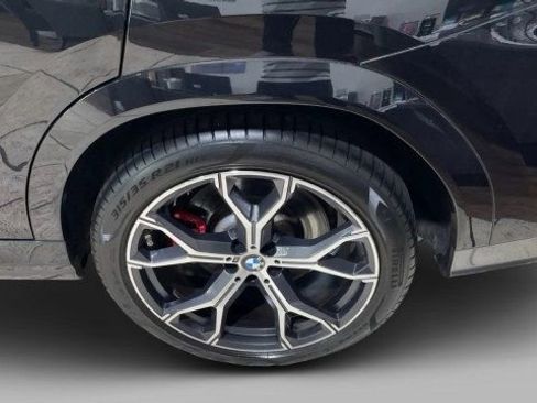 Used 2021 BMW X6 M50i w/ Executive Package AWD/4WD image 8