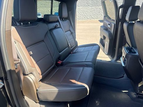 Used 2023 GMC Sierra 1500 Denali w/ Denali Reserve Package AWD/4WD image 14