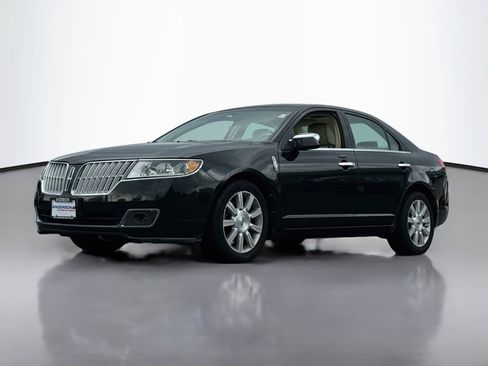 Used 2010 Lincoln MKZ AWD image 3
