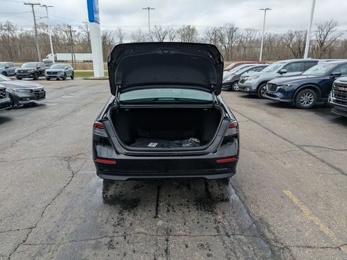 New 2026 Honda Accord SE image 12