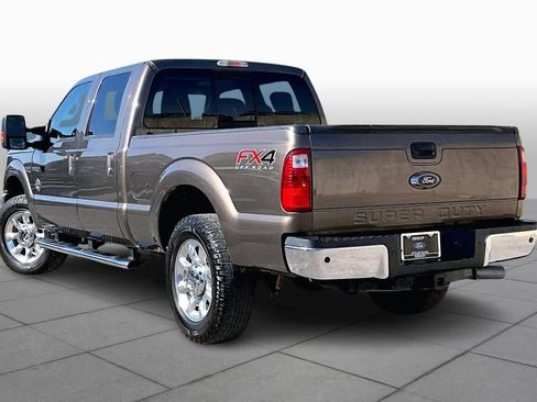 Used 2015 Ford F250 Lariat w/ Lariat Ultimate Package image 12