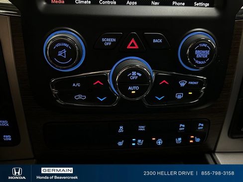 Used 2018 RAM 1500 Laramie w/ Convenience Group AWD/4WD image 24